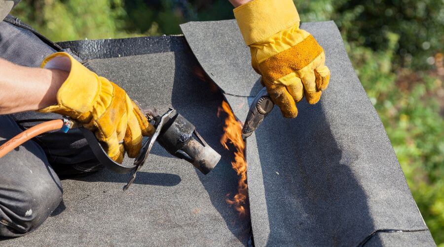 Expert Emergency Roof Repairs services in Inez, KY